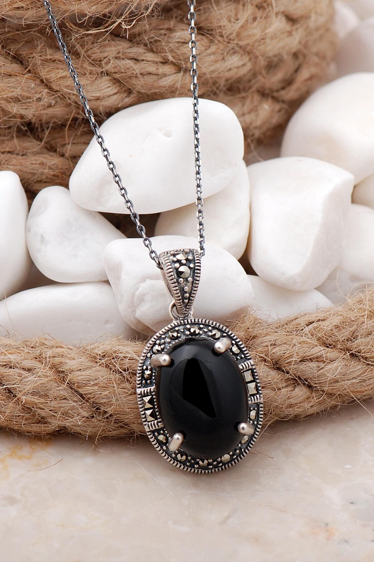 Oniks ve Markazit Taşlı Gümüş Kolye 7521