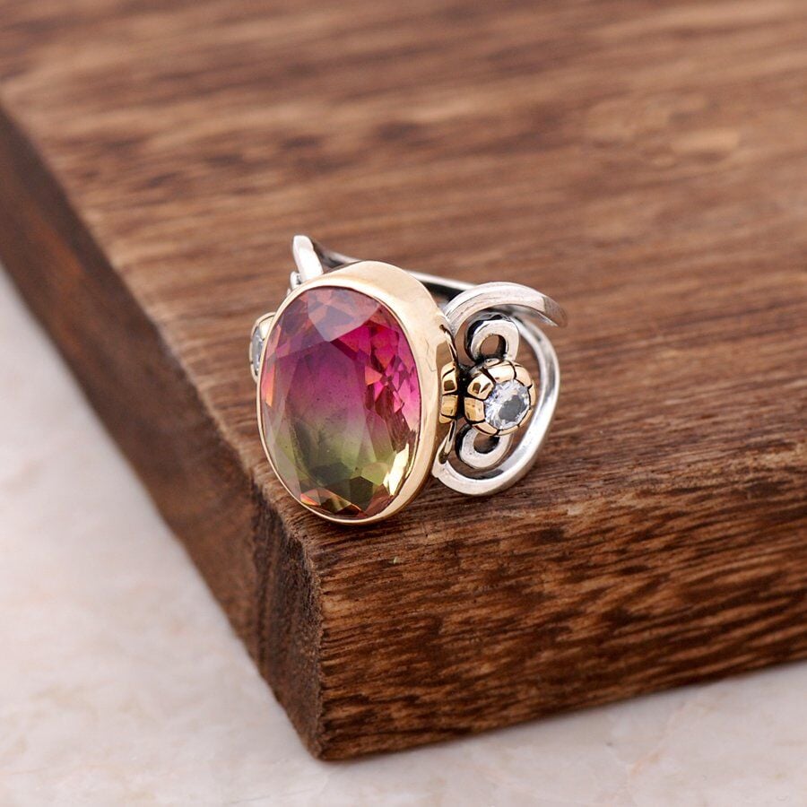 Mistik Topaz Taşlı Tasarım Elişi Gümüş Yüzük 2549