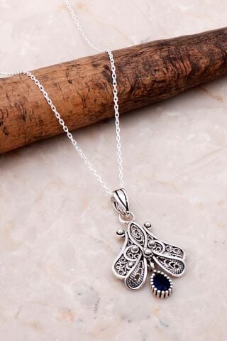 Telkari İşlemeli Elişi Gümüş Safir Kolye 7131