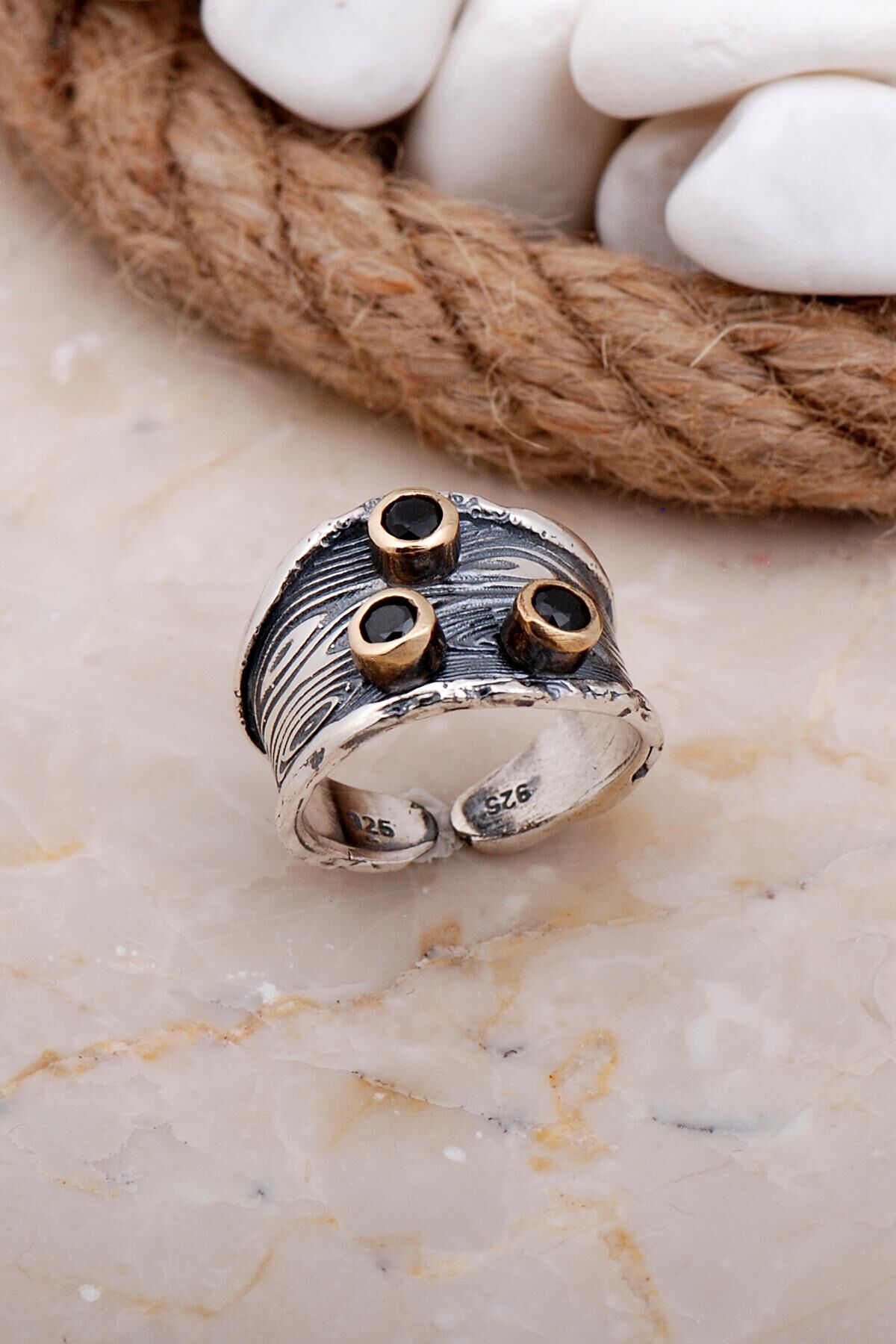 Oniks Taşlı Çekiç Dövme Elişi Gümüş Yüzük 3623