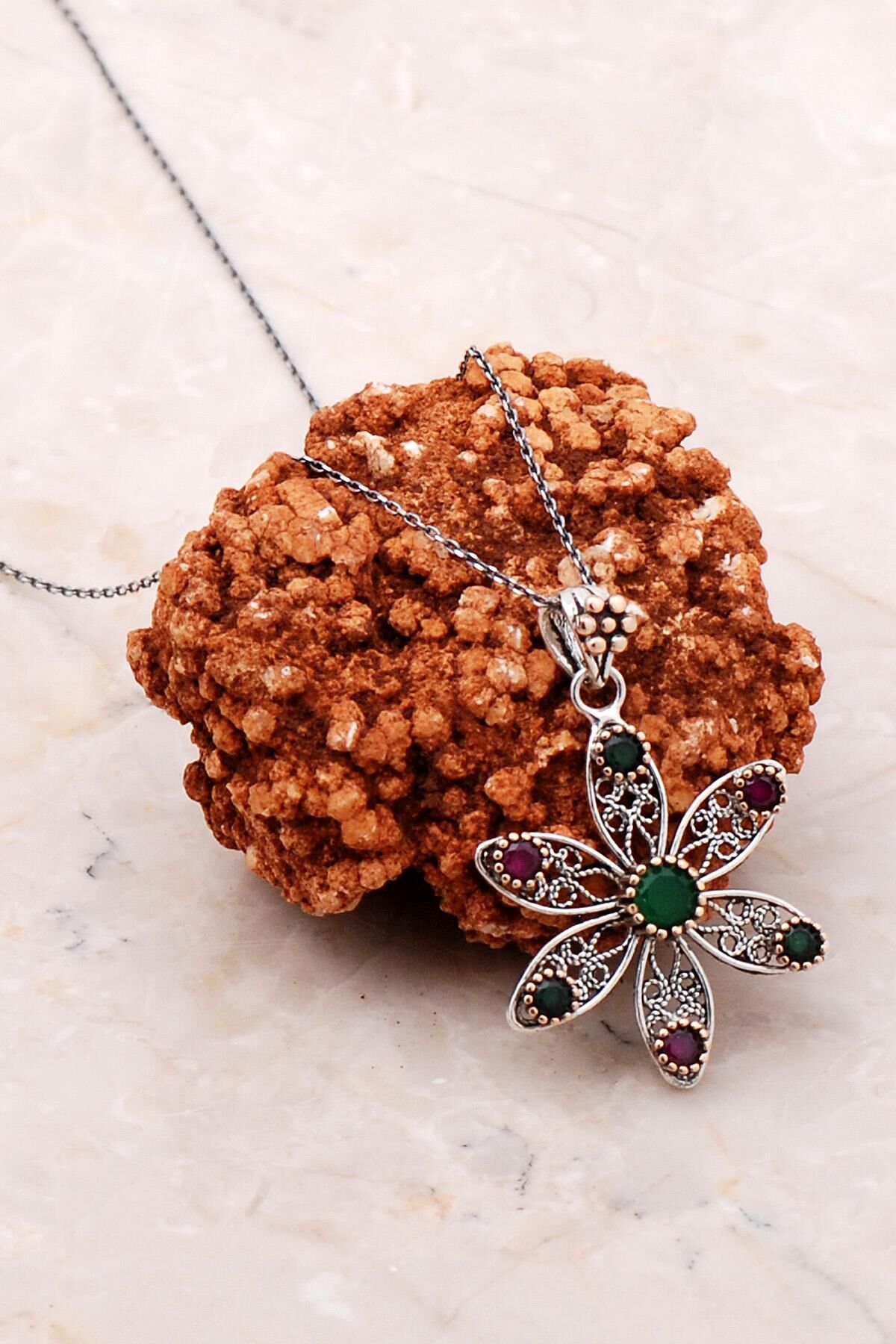 Telkari İşlemeli Çiçekli Gümüş Kolye 6791