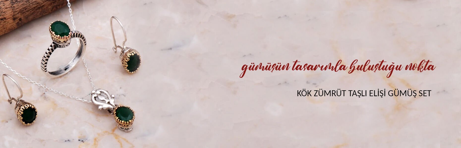 Kök Zümrüt Taşlı Elişi Tasarım Gümüş Set