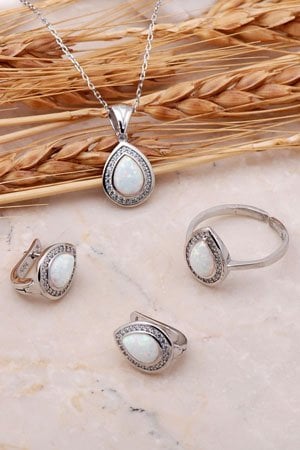 Opal Taşlı Gümüş Set