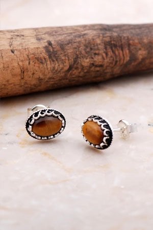 Kaplan Gözü Taşlı Gümüş Küpe