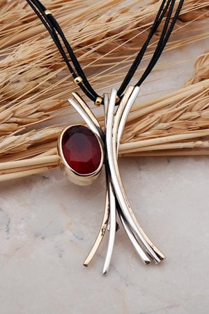 Kök Yakut Taşlı Elişi Tasarım Gümüş Kolye