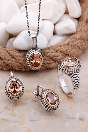 Topaz Taşlı Gümüş Set