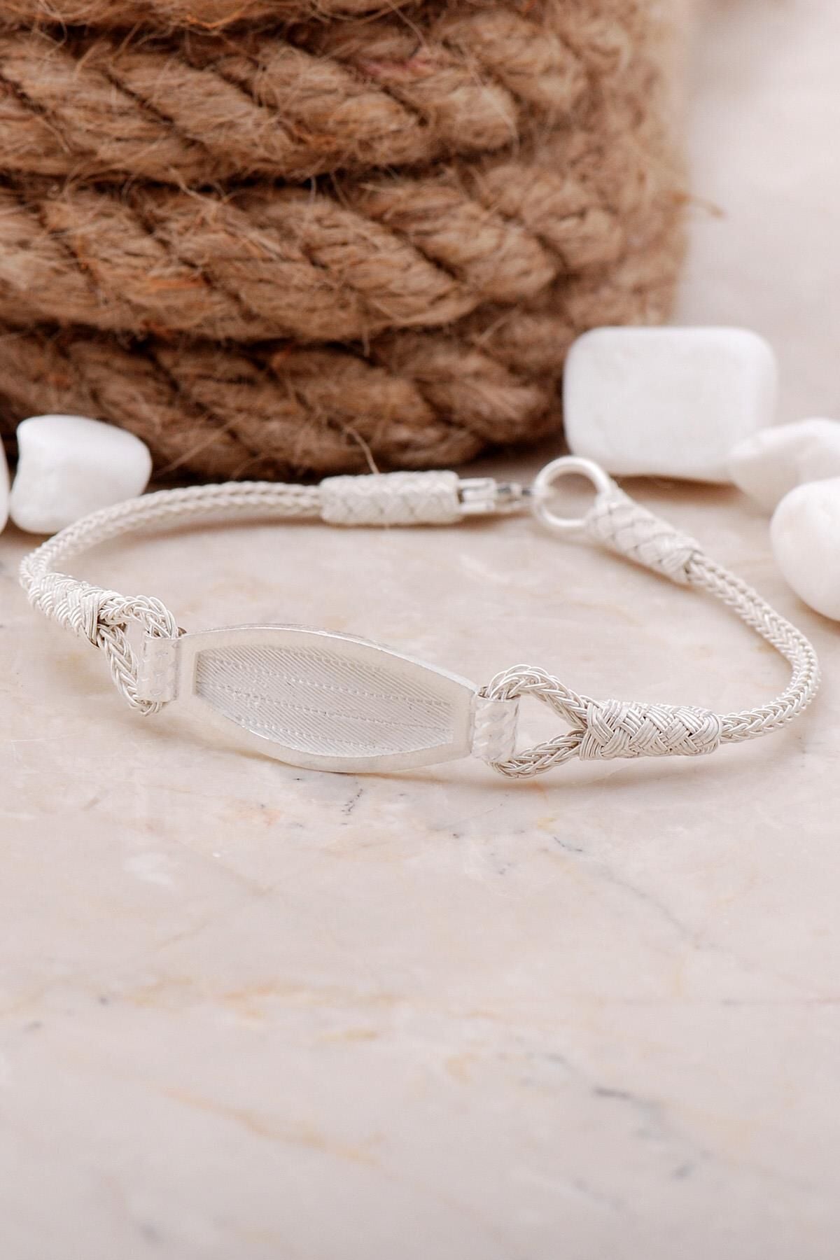 Trabzon Hasırı Kazaziye İşlemeli Gümüş Bileklik 3888