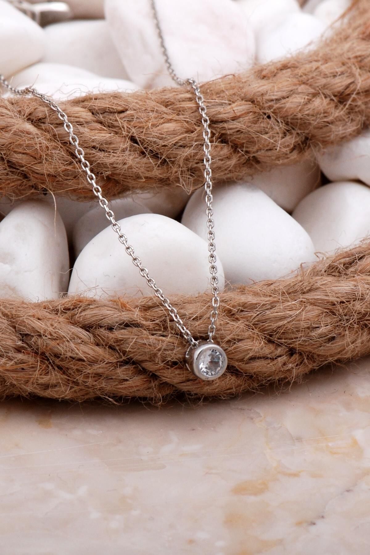 Tek Taş Rodyumlu Gümüş Kolye 7829