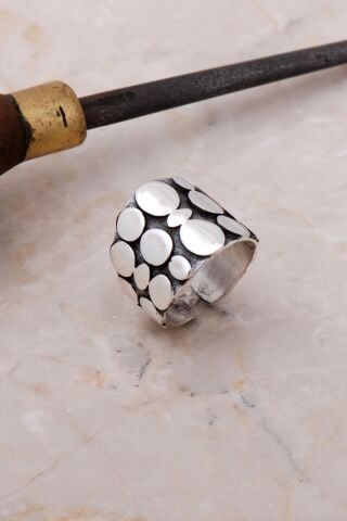 Hera Pullu Elişi Tasarım Gümüş Yüzük 2036