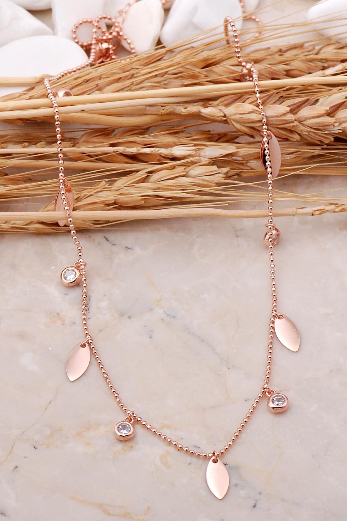 Mekik Pullu Rose Gümüş Kolye 7446