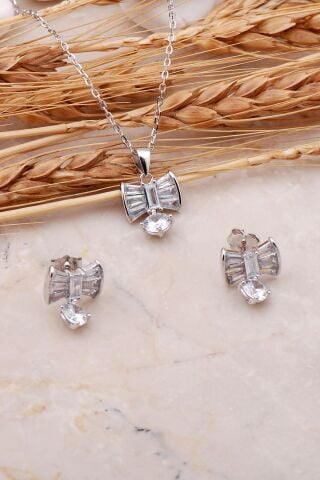 Baget Taşlı Fiyonk Tasarım Rodyumlu Gümüş İkili Set 2468