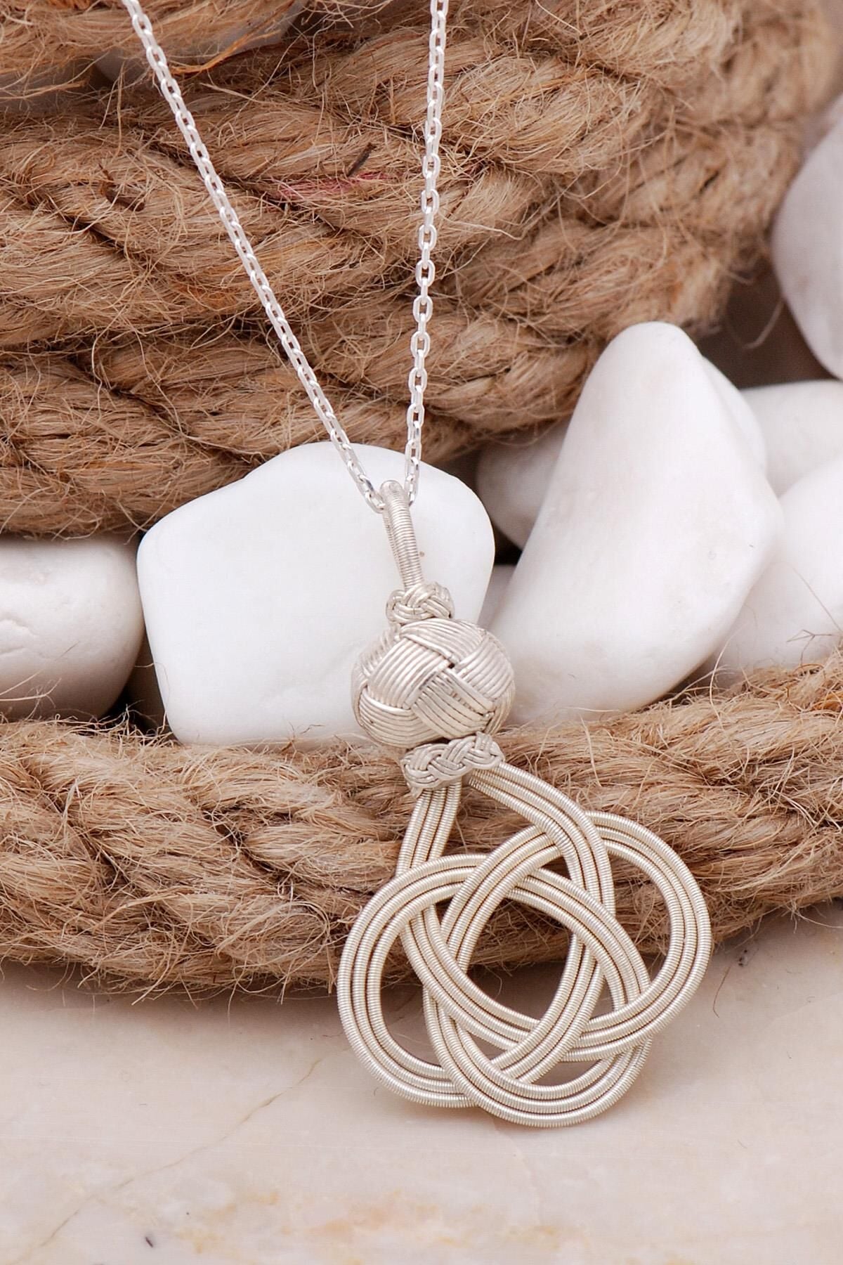 Şems Düğümü Kazaziye Elişi Gümüş Kolye 216