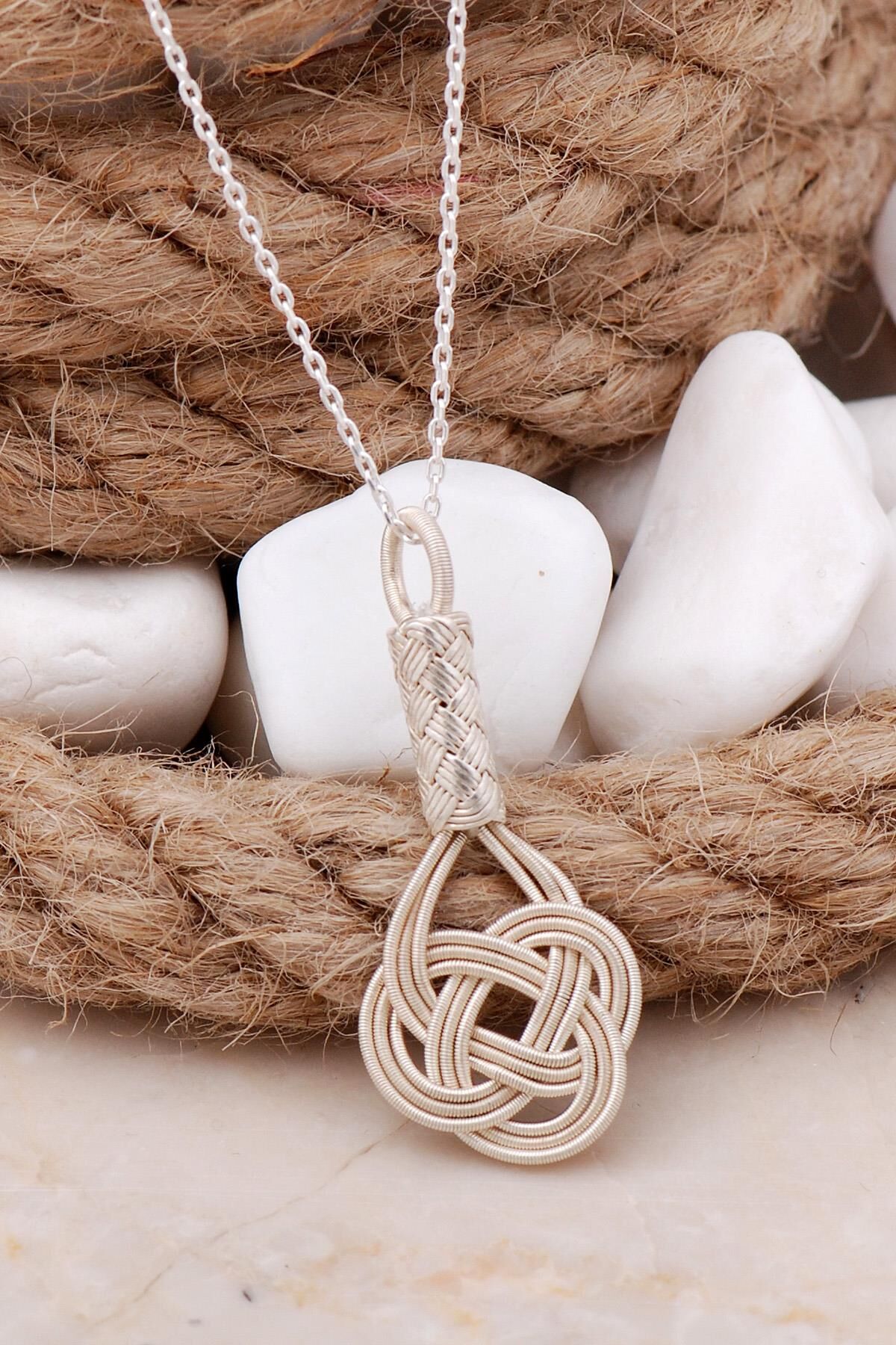 Şems Düğümü Kazaziye Elişi Gümüş Kolye 219