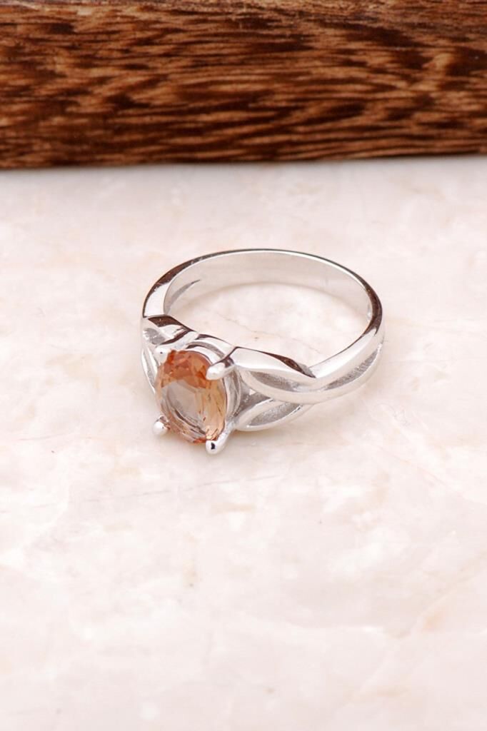 Renk Değiştiren Sultan Taşlı Gümüş Yüzük 2025