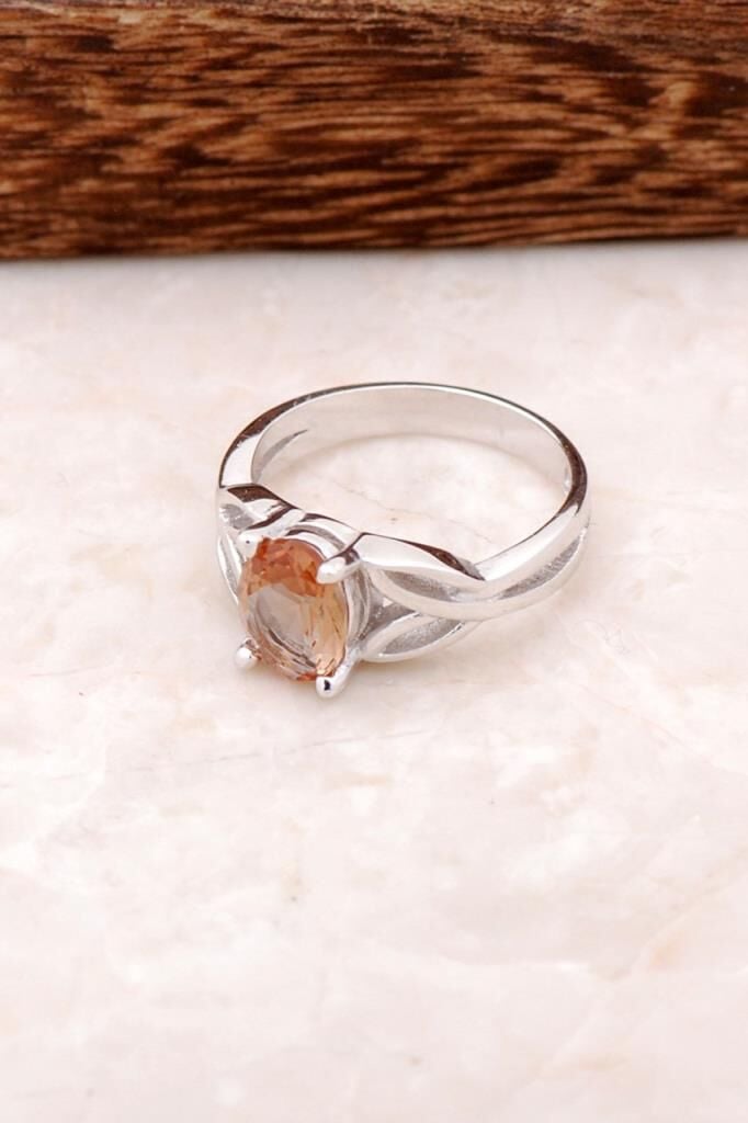 Renk Değiştiren Sultan Taşlı Gümüş Yüzük 2025