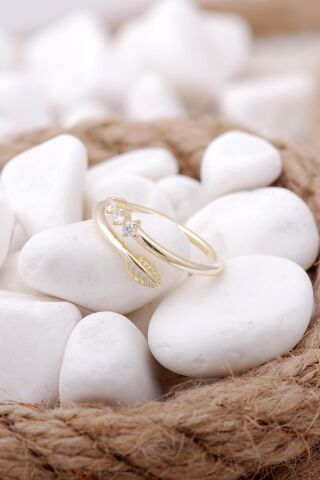 Yaprak Tasarım Altın Yaldızlı İnce Gümüş Yüzük 3305