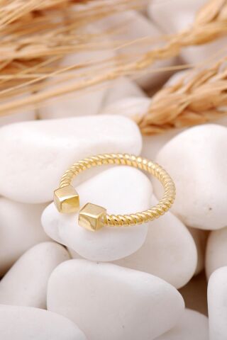 Küp Burgulu Altın Yaldızlı İnce Gümüş Yüzük 3306