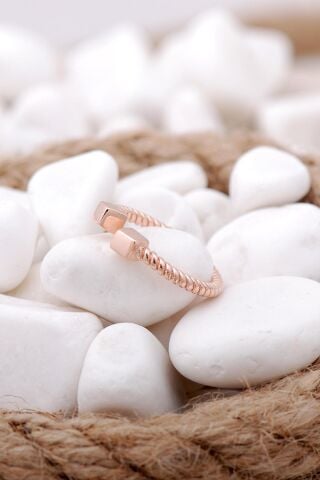 Küp Burgulu Rose İnce Gümüş Yüzük 3306