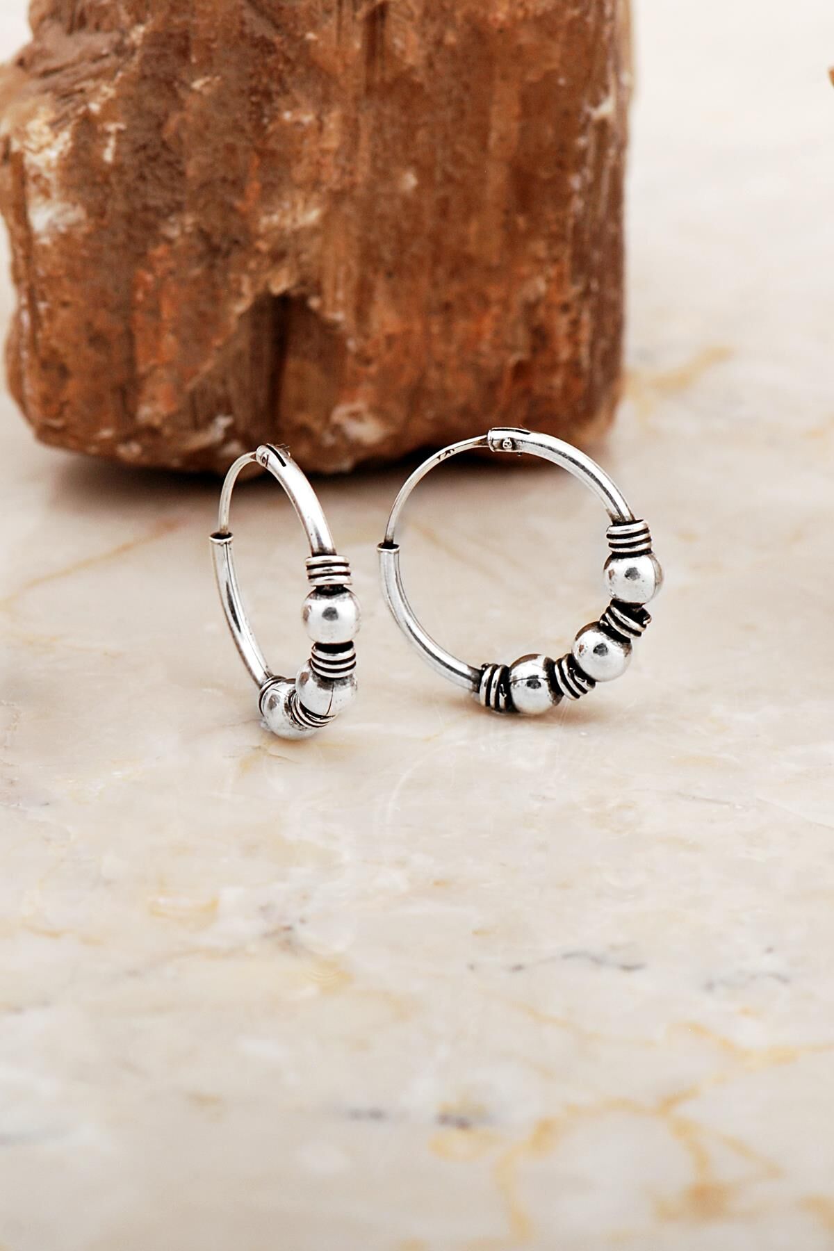 18 Mm Elişi Toplu Gümüş Halka Küpe 7062