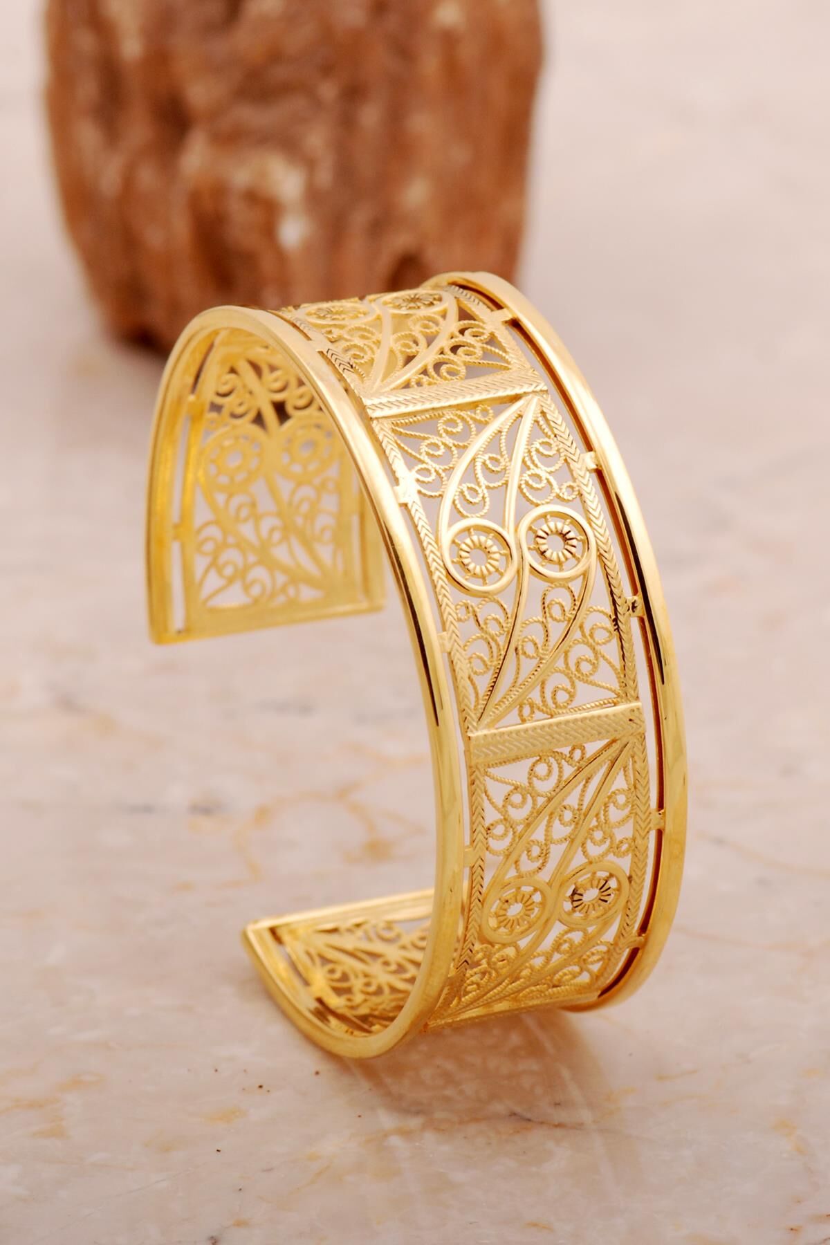 Telkari İşlemeli Elişi Tasarım Altın Kaplama Gümüş Bilezik 4659