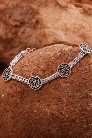 Anadolu Motifli Hasır Elişi Oksitli Gümüş Bileklik 4429