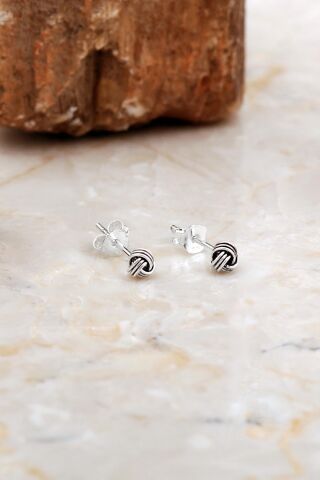 4 Mm Küçük Boy Sarma Elişi Oksitli Gümüş Küpe 7068