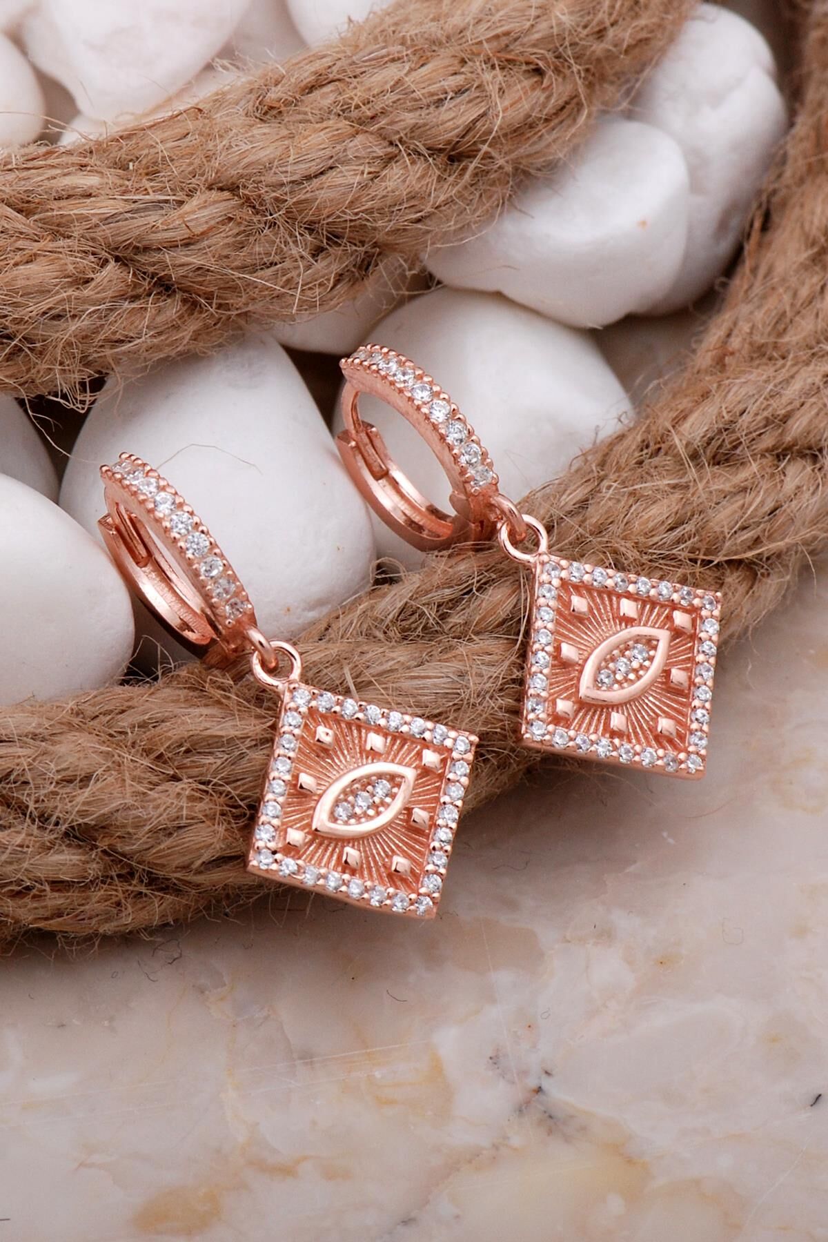 Göz Temalı Rose Gümüş Sallantılı Halka Küpe 5888