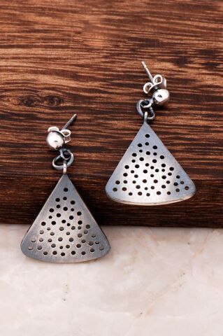 Üçgen Tasarımlı Elişi Tasarım Gümüş Küpe 4265