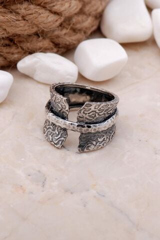 Çekiç Dövme Tasarım Elişi Gümüş Yüzük 3310