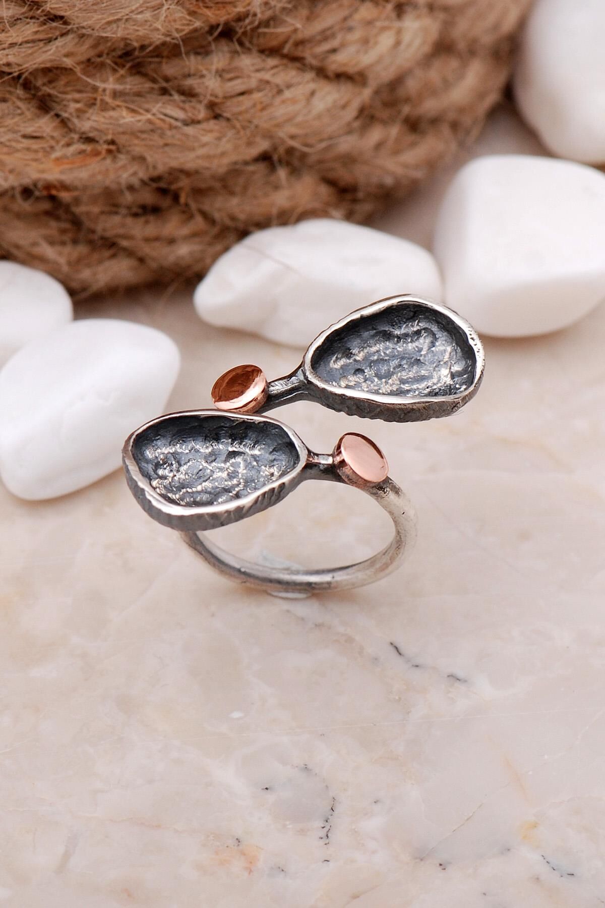 Çekiç Dövme Damla Tasarım Elişi Gümüş Yüzük 3311