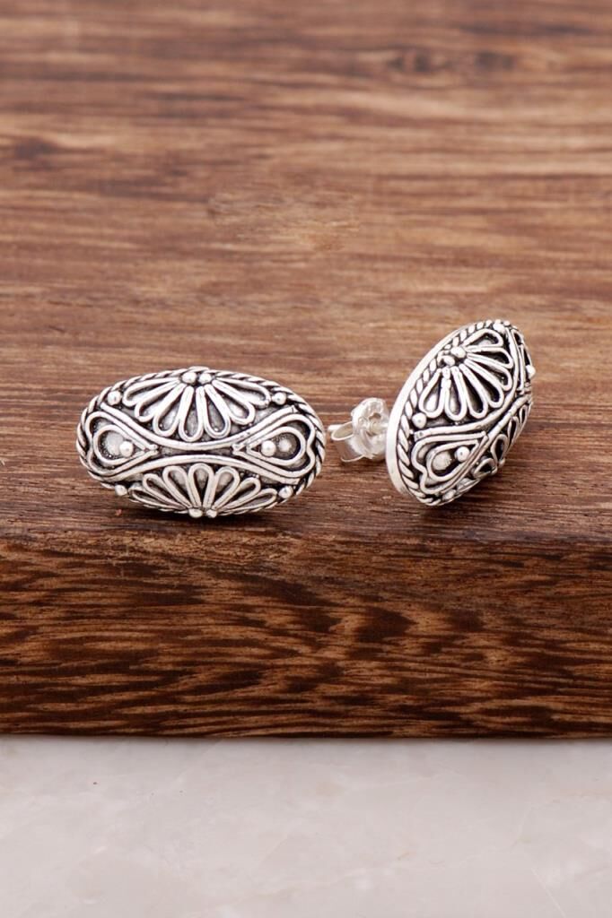 Telkari İşlemeli Asur Motifli Tasarım Gümüş Küpe 2579