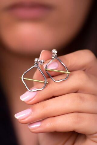 Kaos Tasarım Elişi Gümüş Küpe 2608