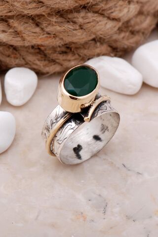 Kök Zümrüt Taşlı Çekiç Dövme Elişi Gümüş Yüüzk 3321