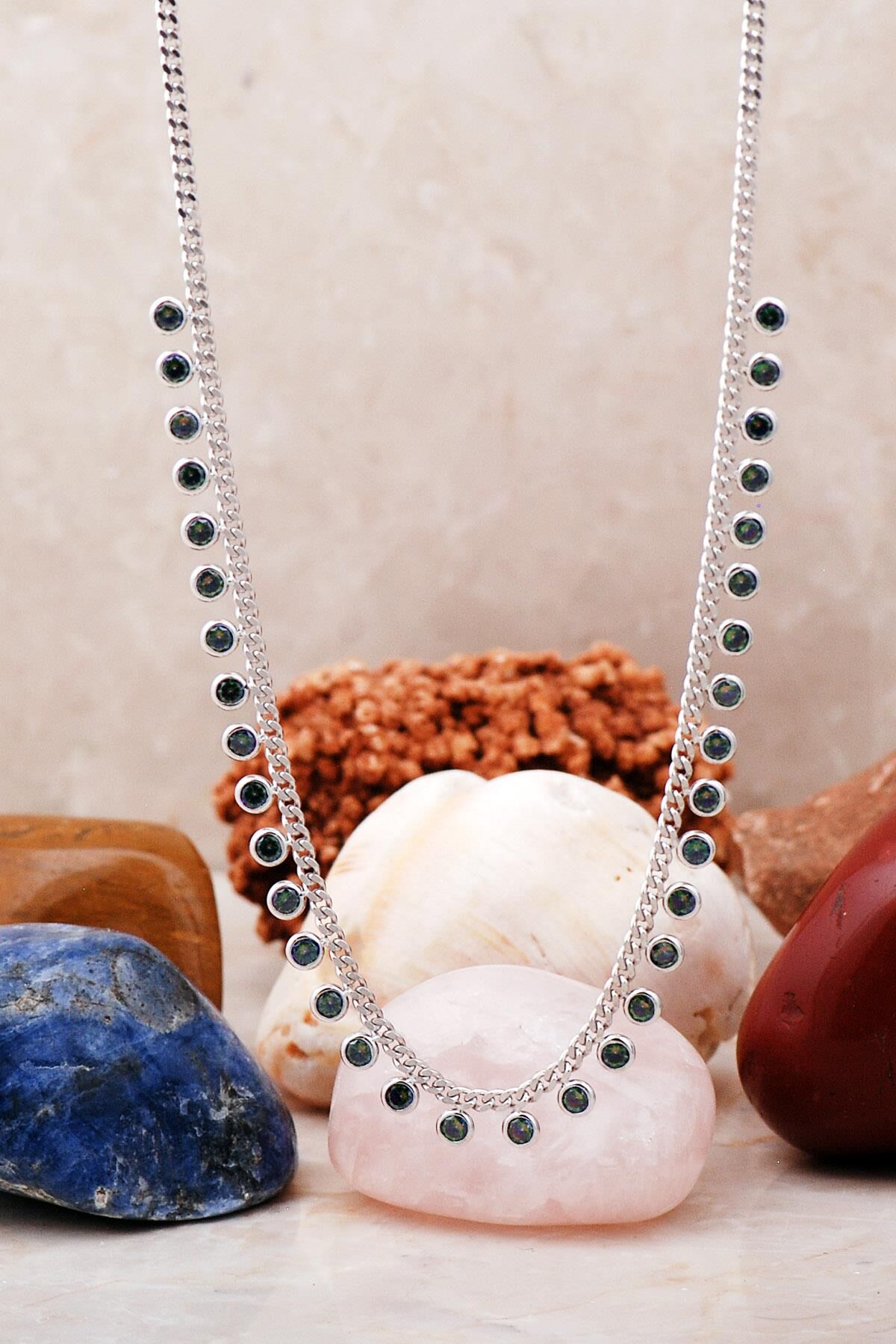 Mistik Topaz Taşlı Rodyumlu Gümüş Choker Kolye 7229