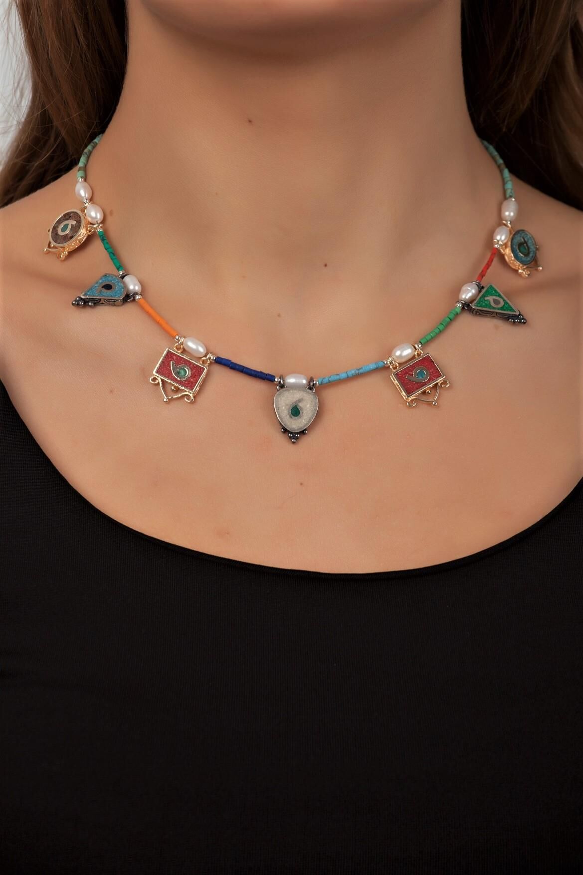 Doğal Taşlı Mozaik İşlemeli Tasarım Gümüş Kolye 6538