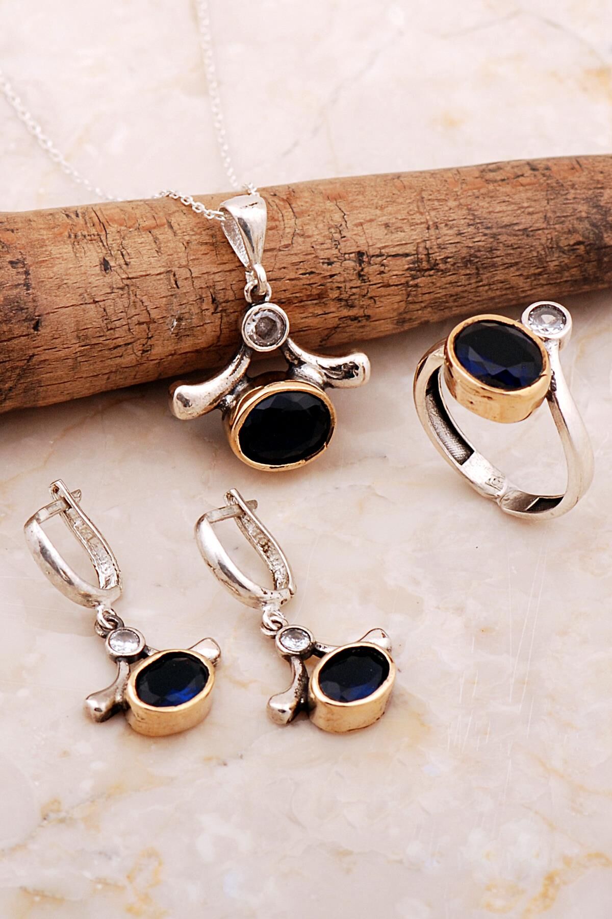 Safir Taşlı Tasarım Gümüş Set 2799