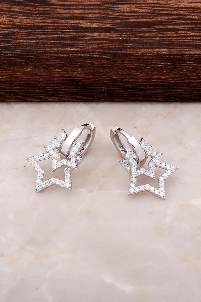 Yıldız Tasarım Zirkon Taşlı Gümüş Küpe 4288