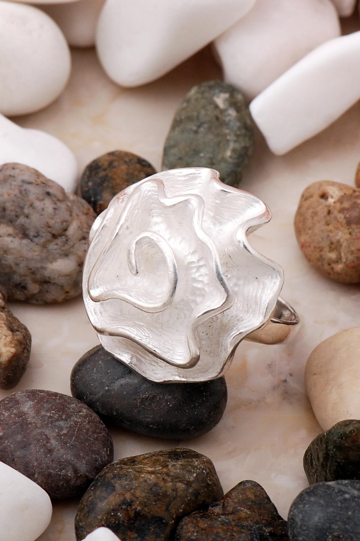 Girdap Tasarım Gümüş Yüzük 3507