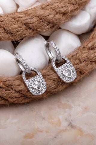 Kilit Rodyumlu Gümüş Sallantılı Halka Küpe 5904