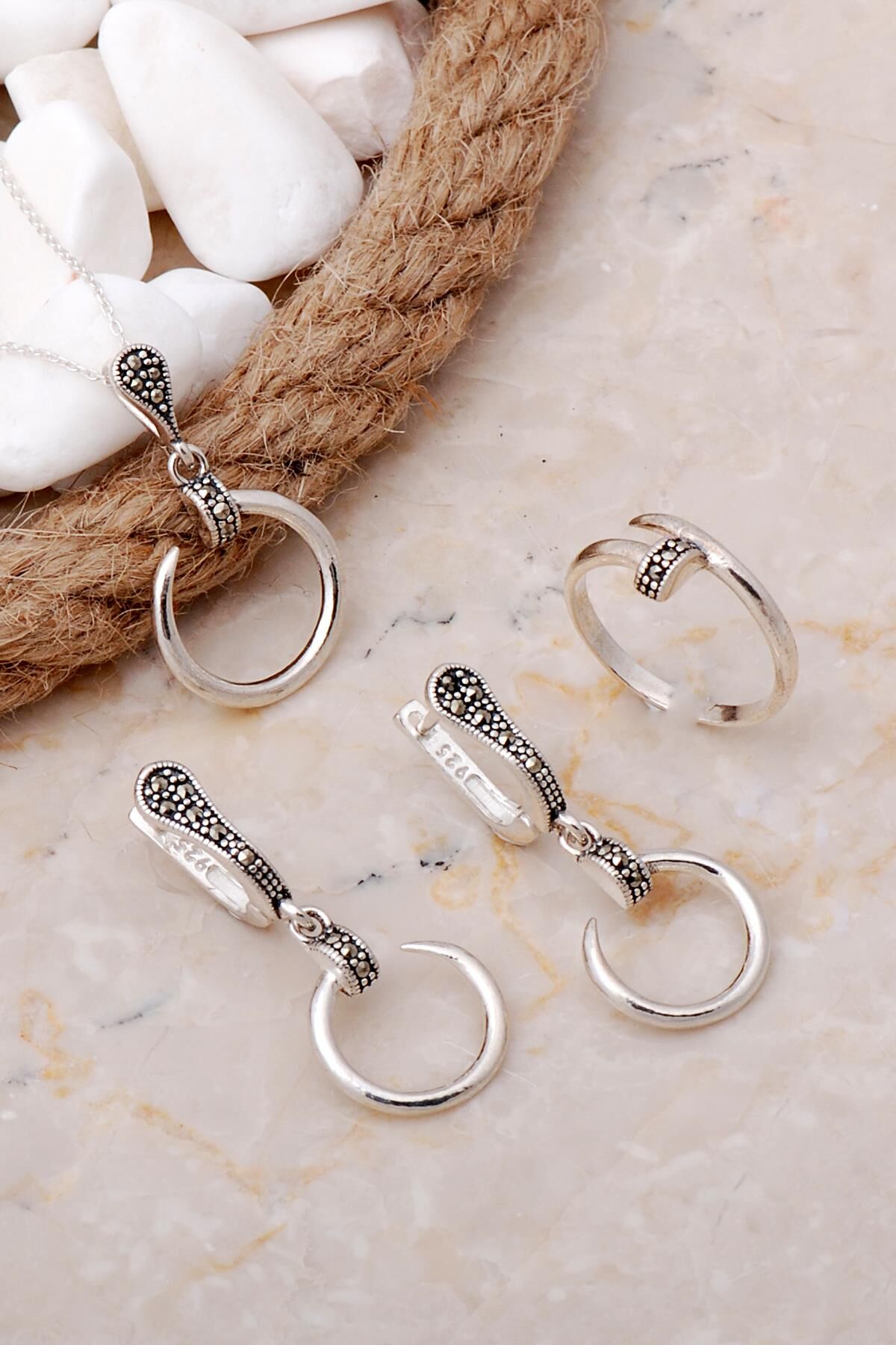 Markazit Taşlı Halka Gümüş Set 2135