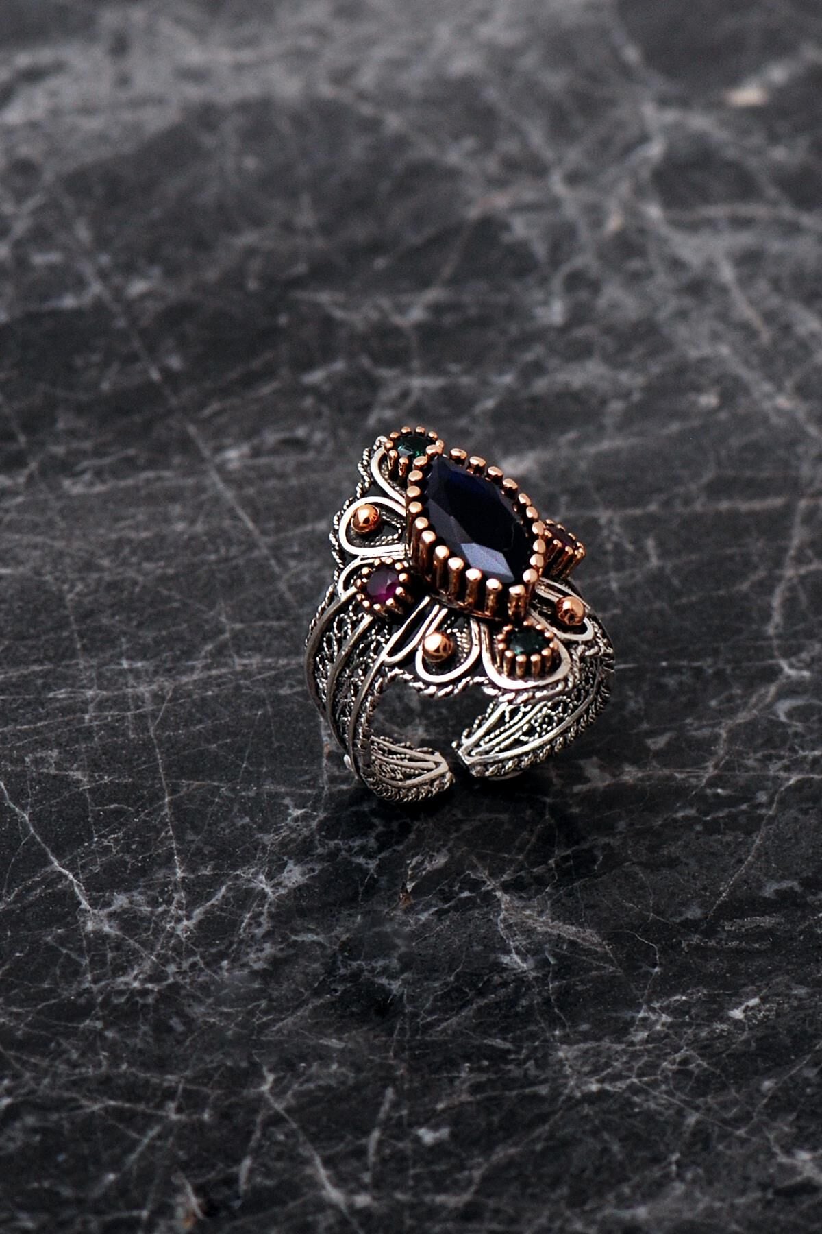 Safir Taşlı Telkari İşlemeli Gümüş Yüzük 2485