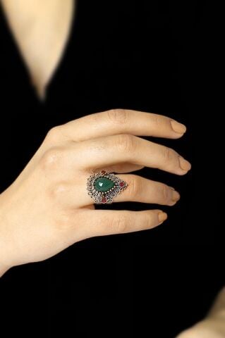 Kök Zümrüt Taşlı Telkari İşlemeli Gümüş Yüzük 2486