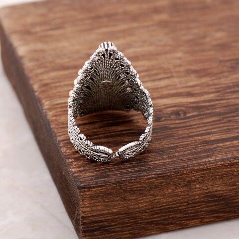 Yeşim Taşlı Telkari İşlemeli Gümüş Yüzük 2490