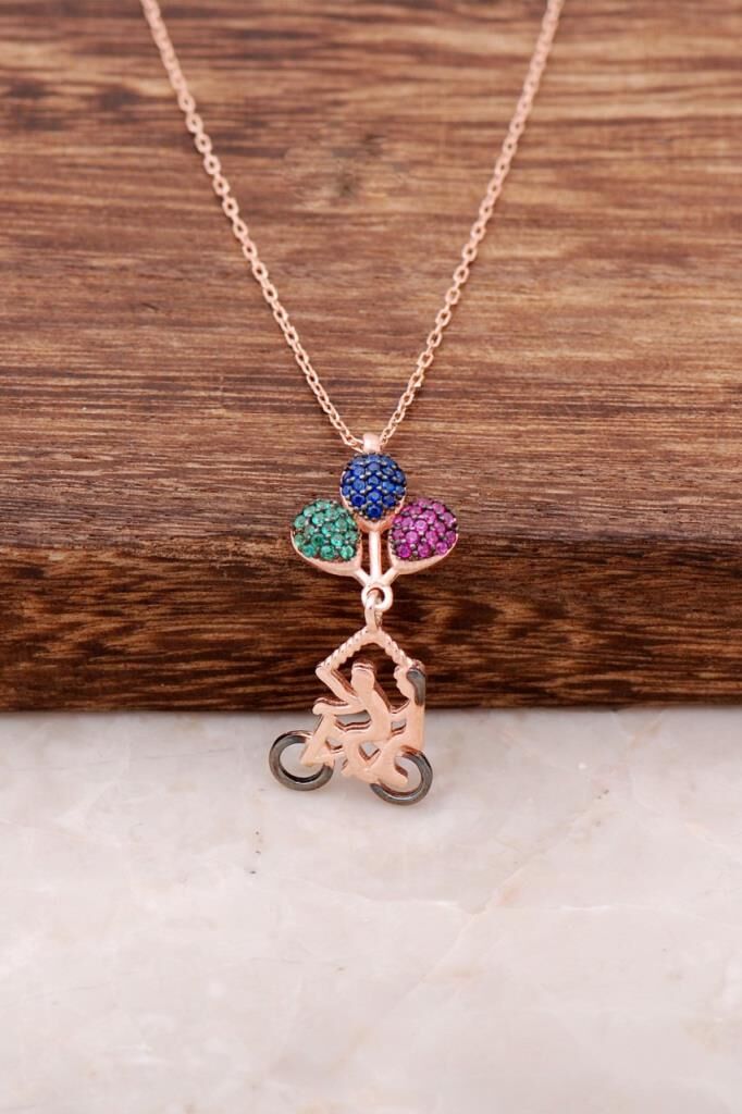 Mutluluktan Uçan Aşıklar Bisikletli Rose Gümüş Kolye 4057
