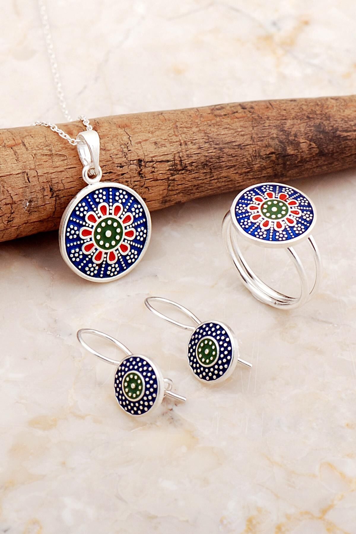 Mardin Güneşi Mineli Elişi 925 Ayar Gümüş Set 2823