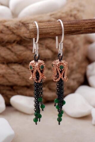 Laleli Kök Zümrüt Taşlı Püsküllü Gümüş Küpe 5650