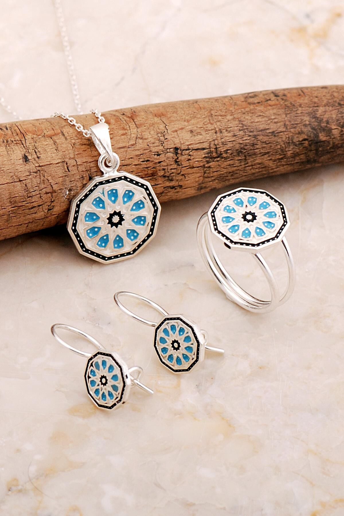 Anadolu Motifli Elişi Çiçek Mineli Gümüş Set 2832