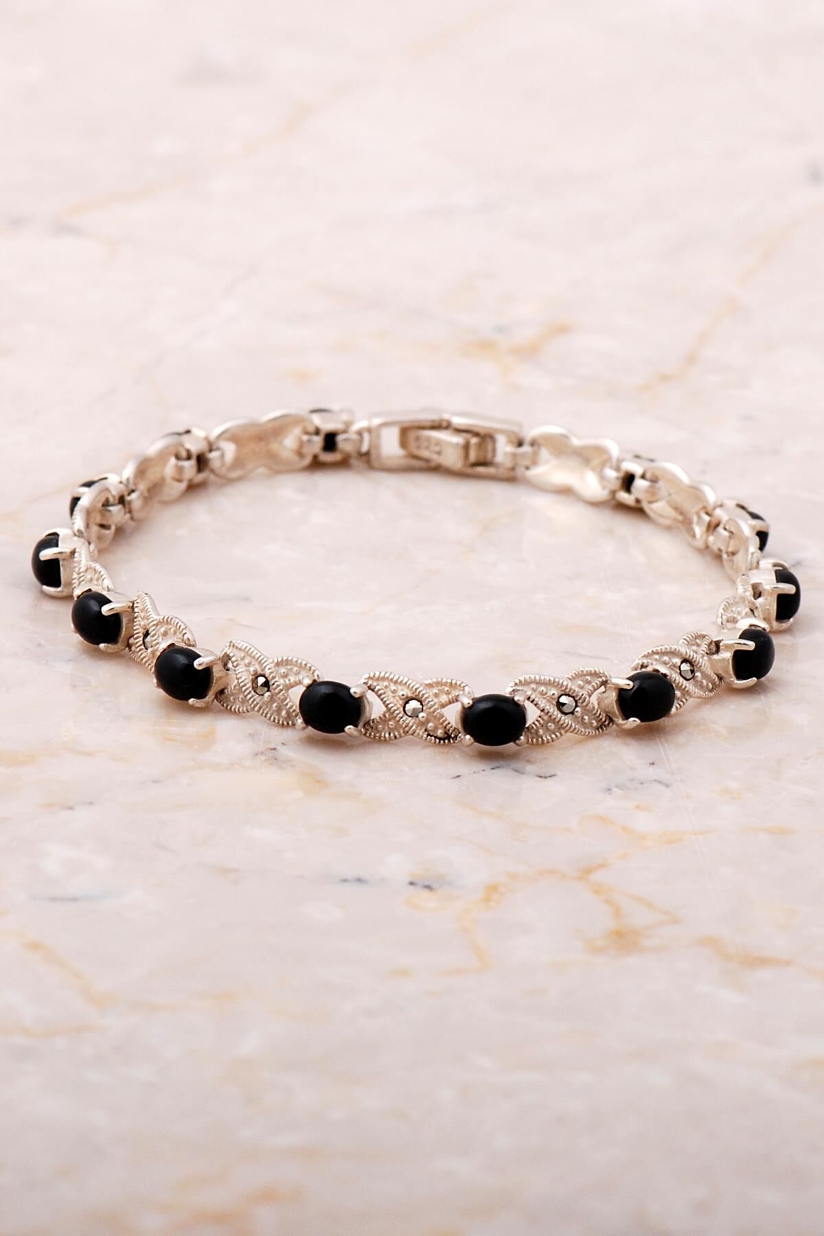 Oniks ve Markazit Taşlı Gümüş Bileklik 3976