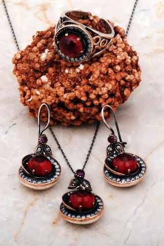 Lal Taşlı Elişi Gümüş Set 2231
