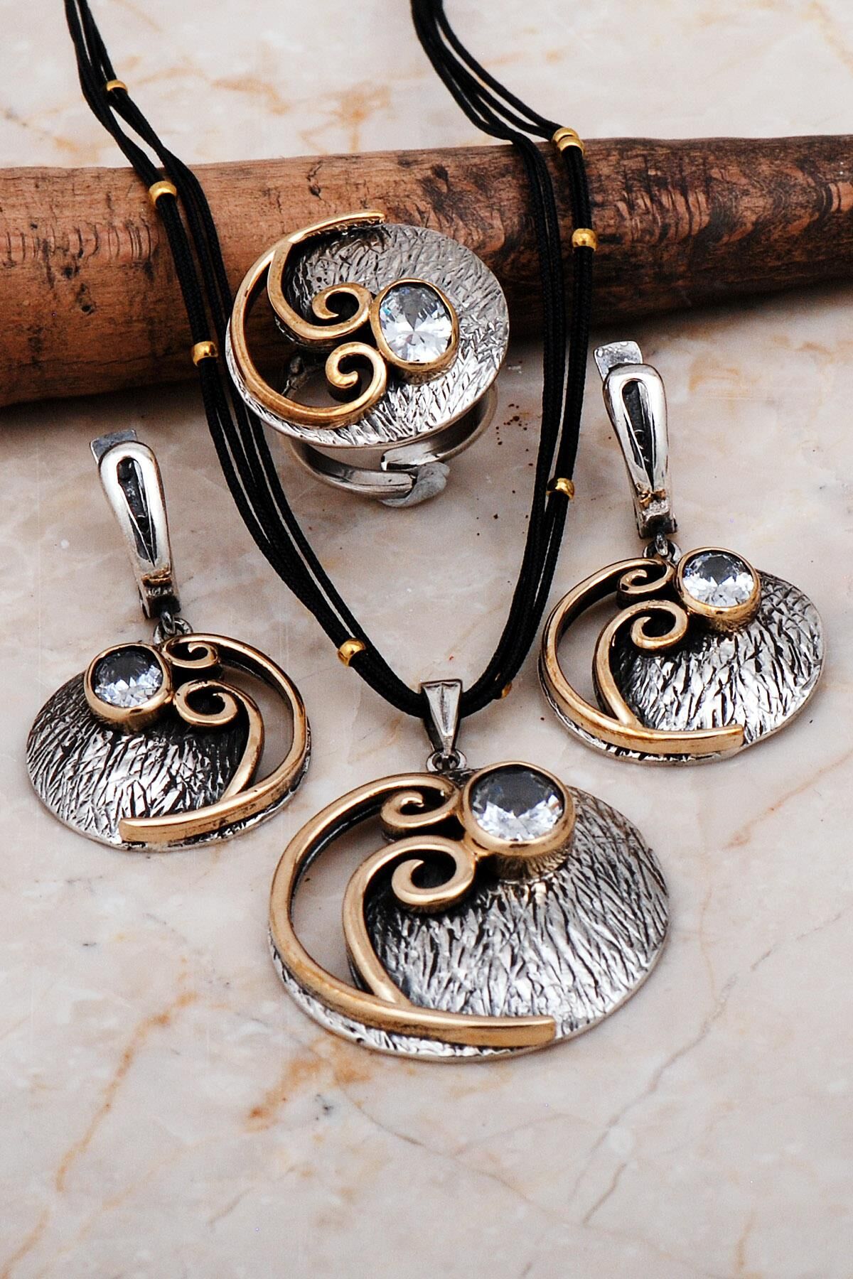 Kuvars Taşlı Çekiç Dövme Elişi Gümüş Set 2233